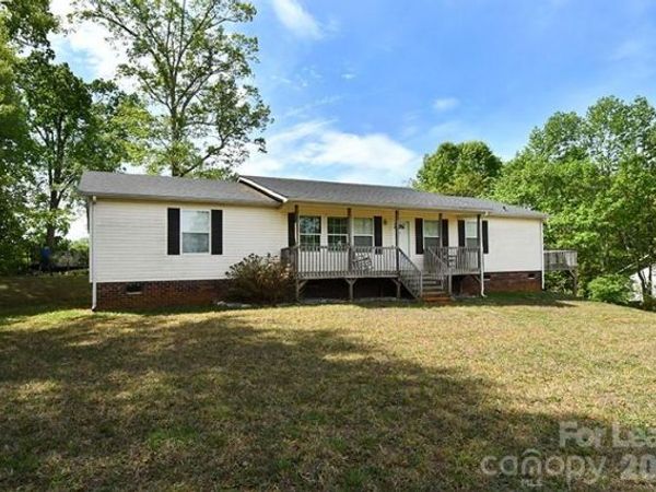 5211 Foley Drive , Hickory, NC 28602