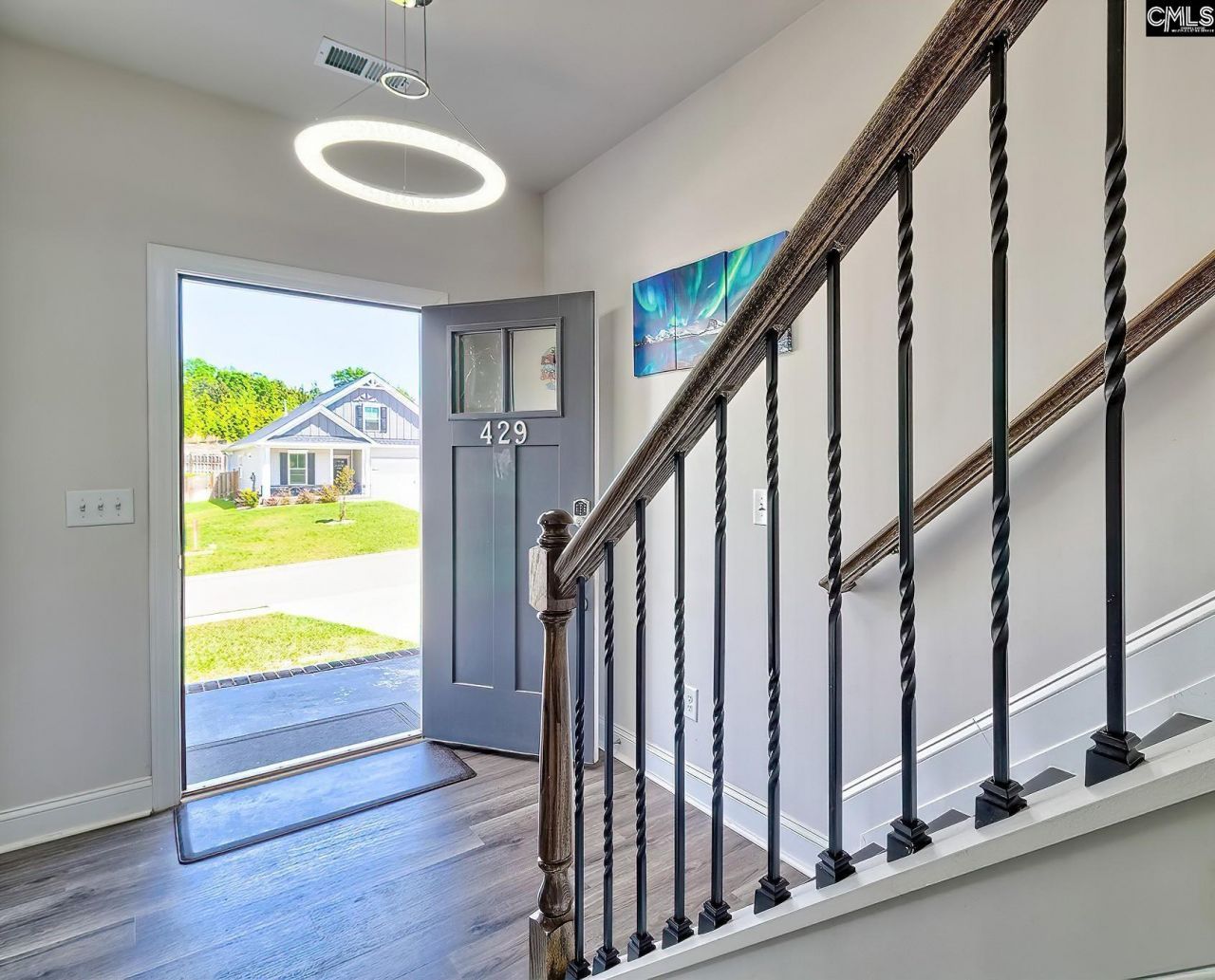 429 Swamp Fox Drive  Photo 8