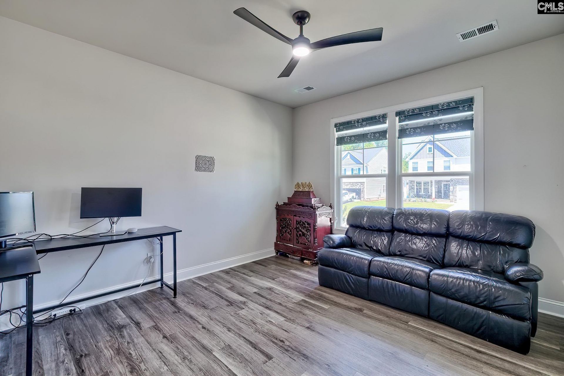 429 Swamp Fox Drive  Photo 9