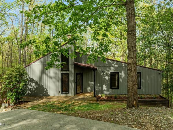 704 Stuffle Street, Kingsport, TN 37660