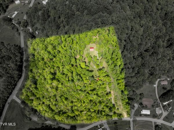 994 Fairview Road, Hampton, TN 37658