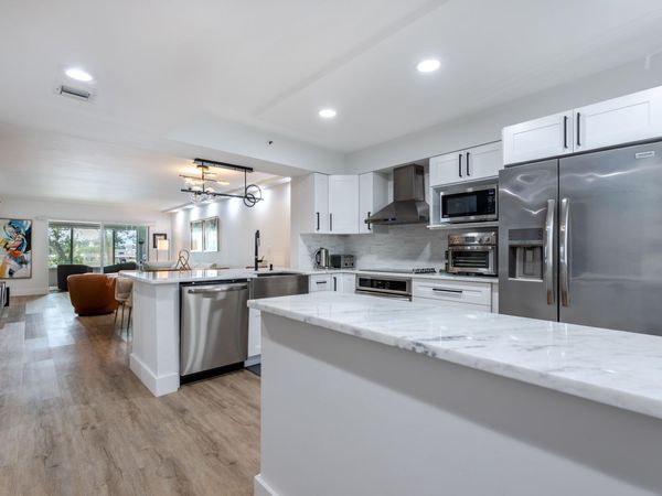 6096 Huntwick Terrace, Unit 303, Delray Beach, FL 33484