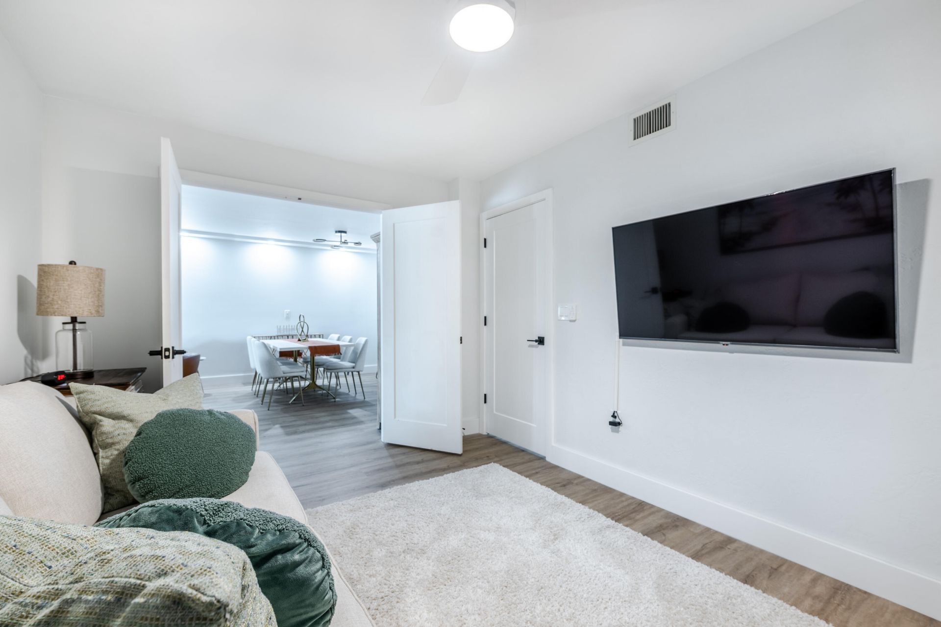 6096 Huntwick Terrace, Unit 303, Delray Beach, FL 33484 Photo