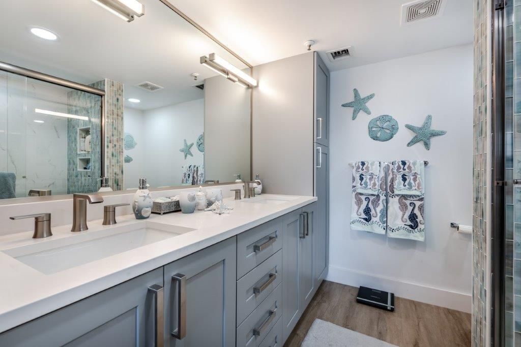 6096 Huntwick Terrace, Unit 303, Delray Beach, FL 33484 Photo