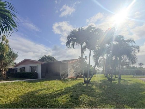 14464 Campanelli Drive, Delray Beach, FL 33484
