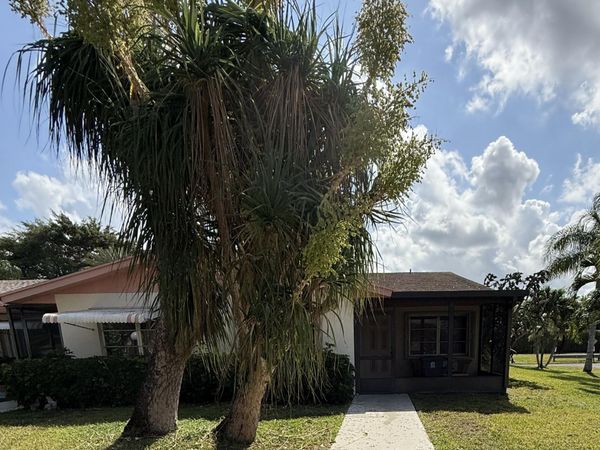 14464 Campanelli Drive, Delray Beach, FL 33484