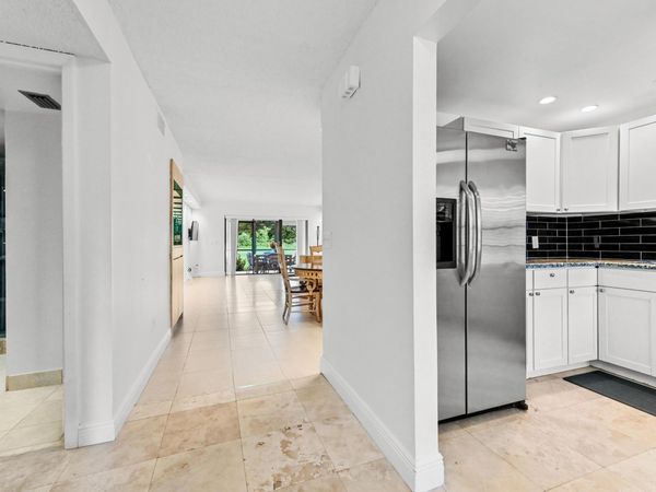 21215 Lago Circle, Unit C, Boca Raton, FL 33433