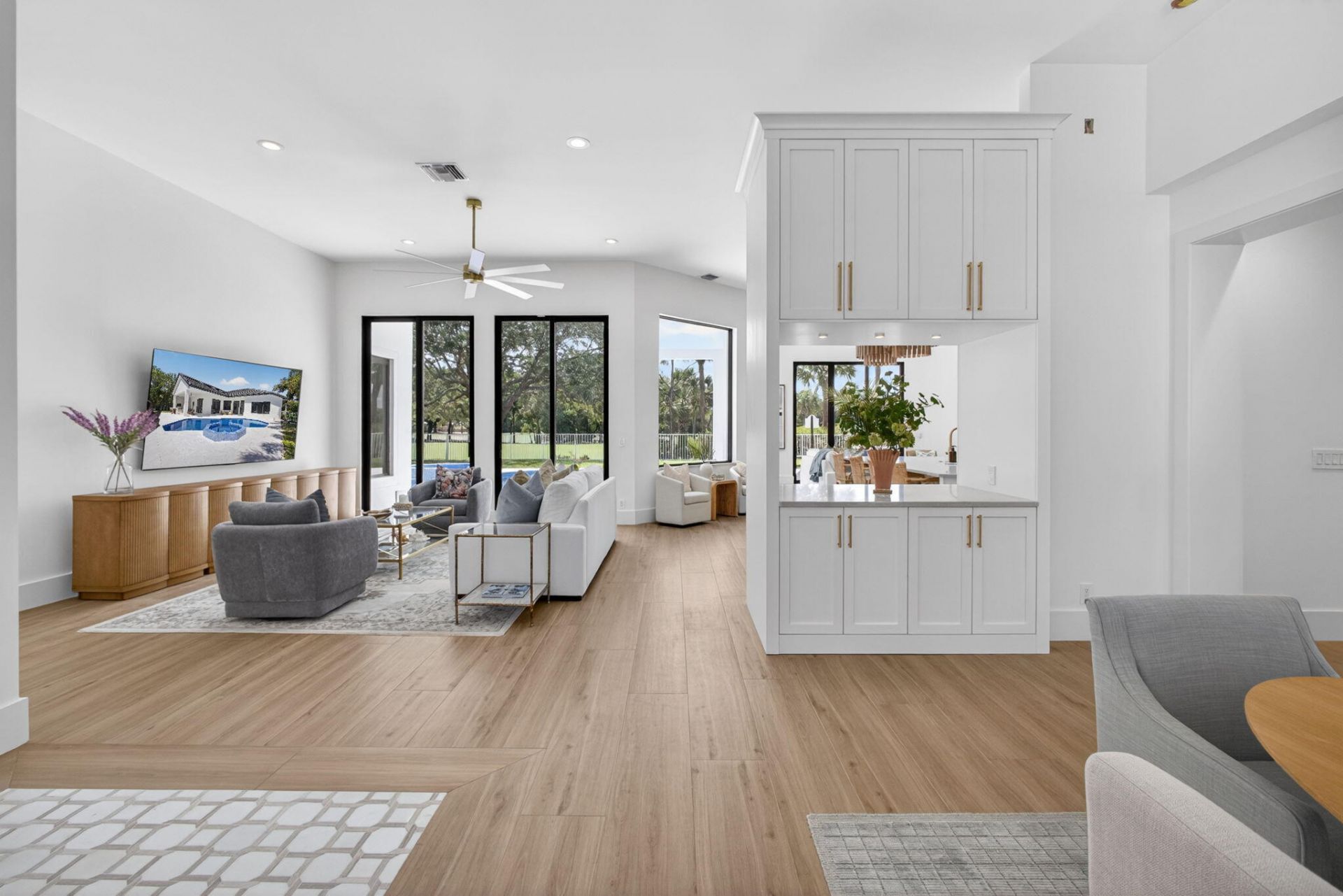 2725 Seneca Circle, West Palm Beach, FL 33409 Photo