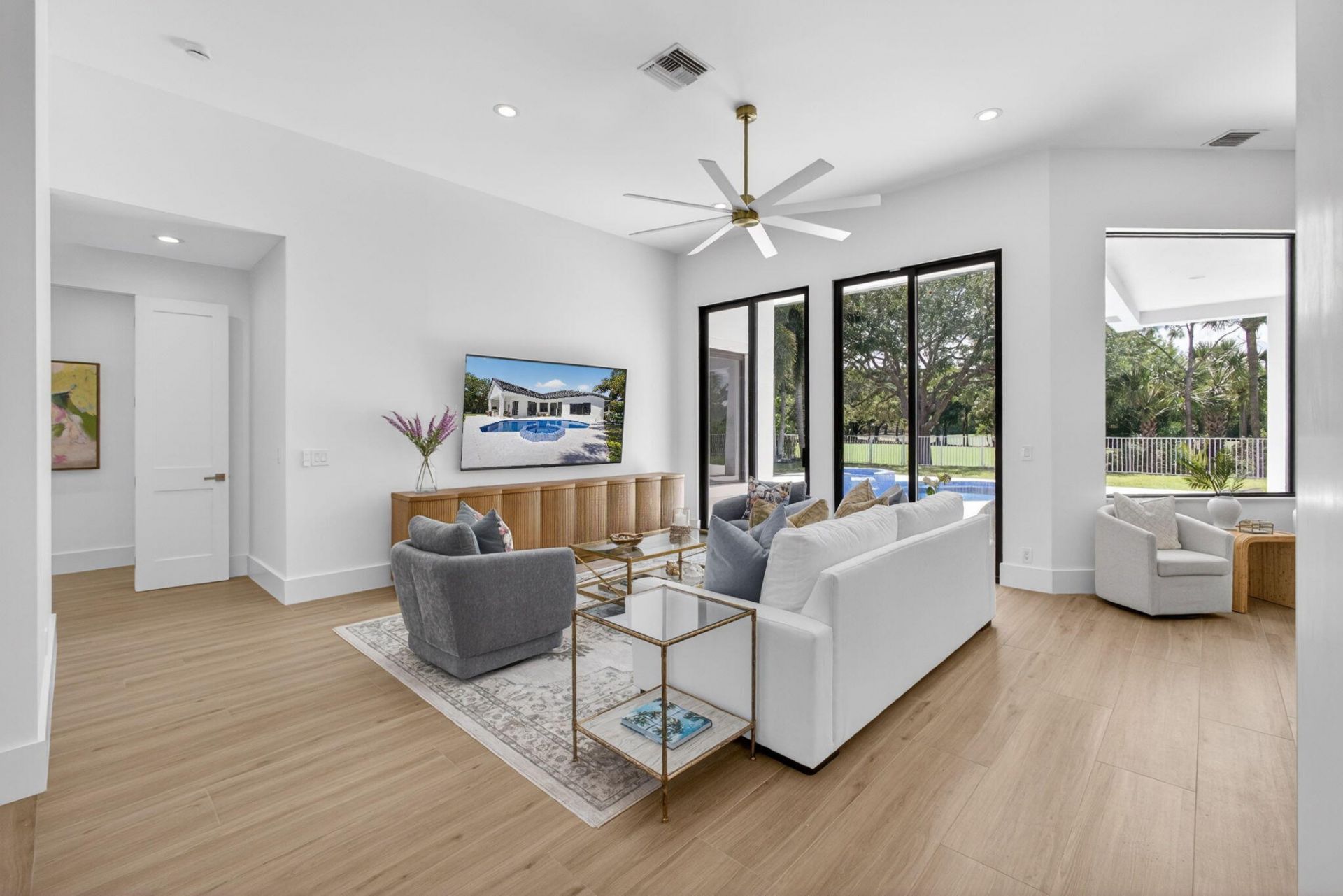 2725 Seneca Circle, West Palm Beach, FL 33409 Photo