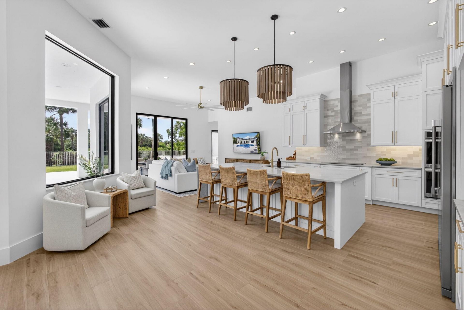 2725 Seneca Circle, West Palm Beach, FL 33409 Photo