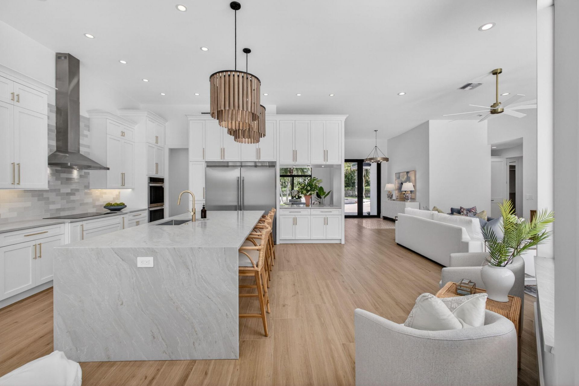 2725 Seneca Circle, West Palm Beach, FL 33409 Photo