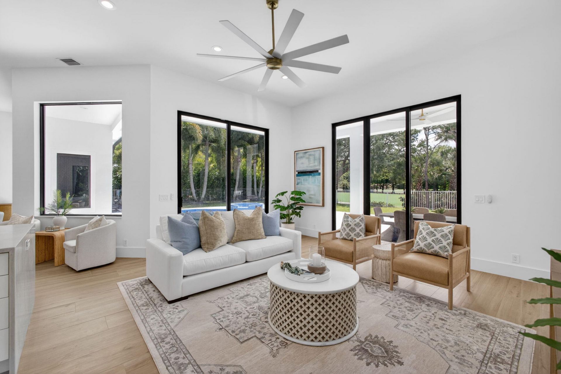 2725 Seneca Circle, West Palm Beach, FL 33409 Photo