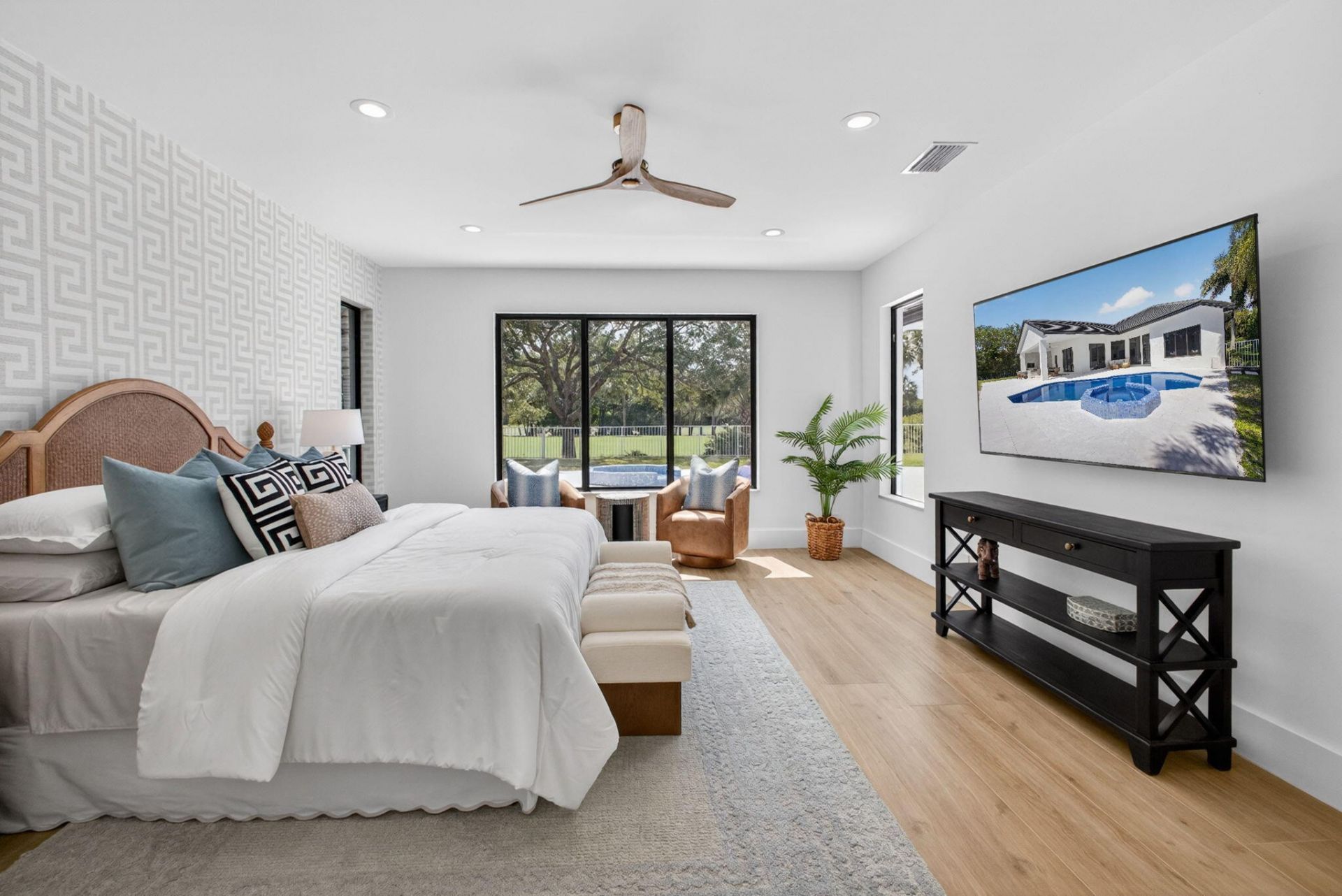 2725 Seneca Circle, West Palm Beach, FL 33409 Photo