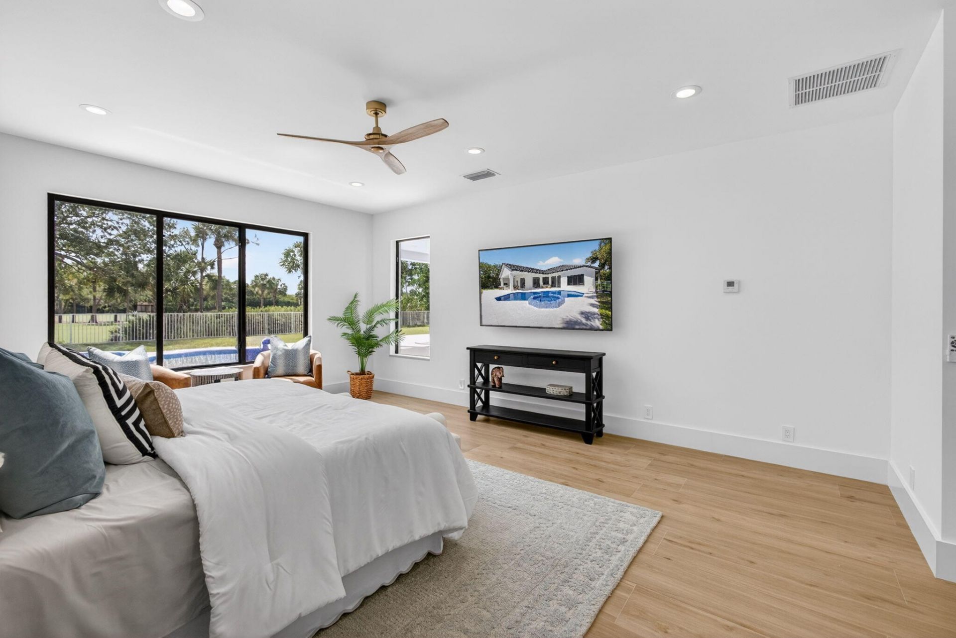 2725 Seneca Circle, West Palm Beach, FL 33409 Photo