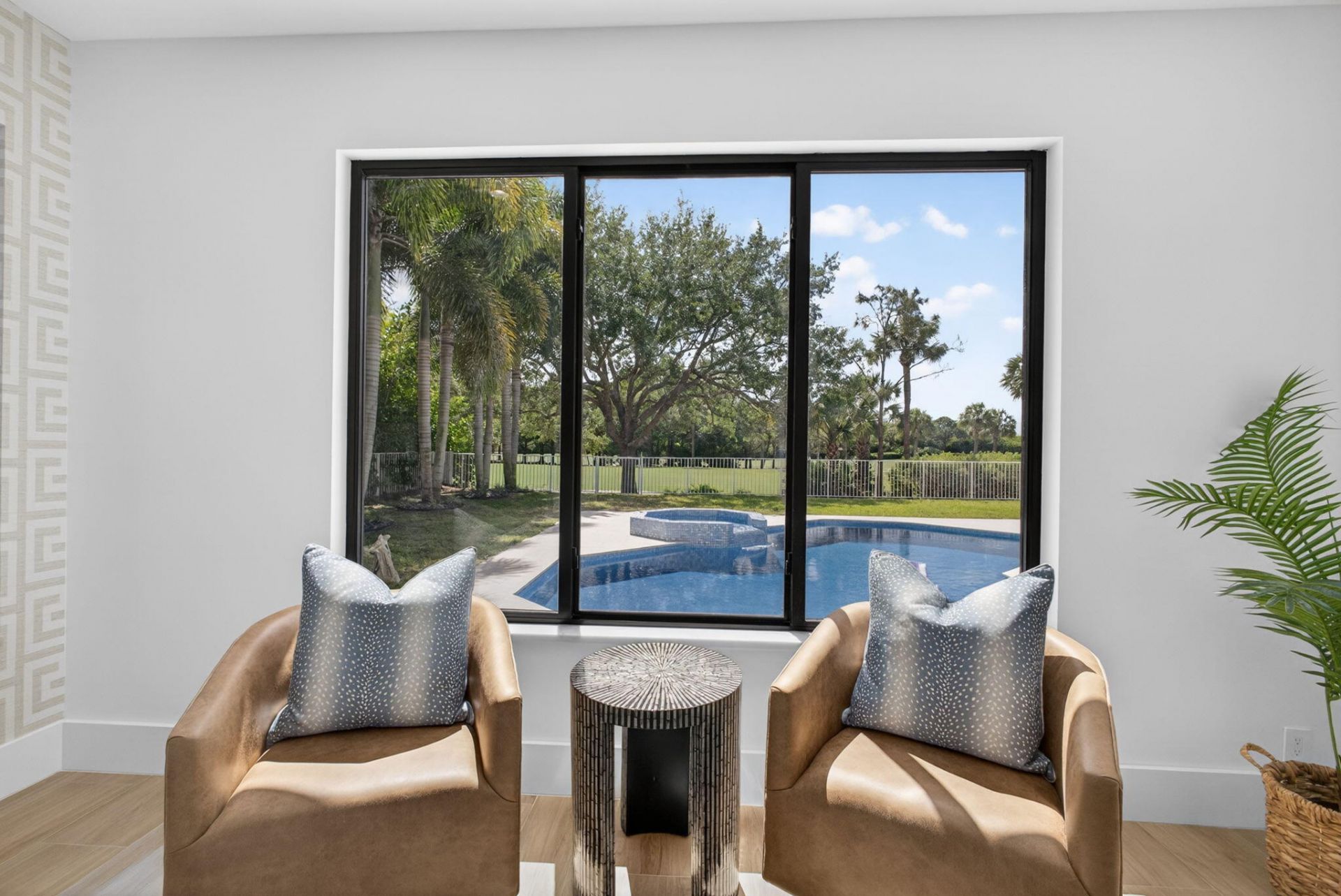 2725 Seneca Circle, West Palm Beach, FL 33409 Photo