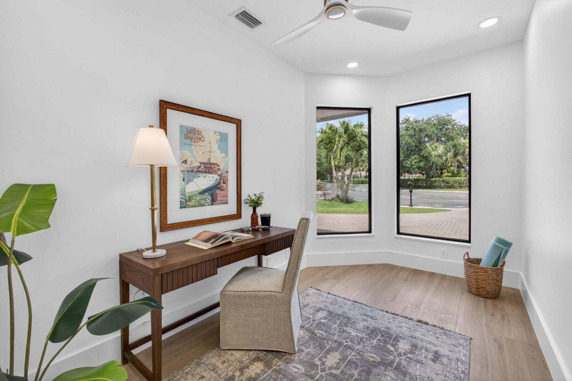 2725 Seneca Circle, West Palm Beach, FL 33409 Photo