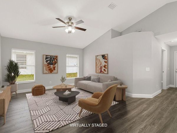 225 12th Street SW, Vero Beach, FL 32962