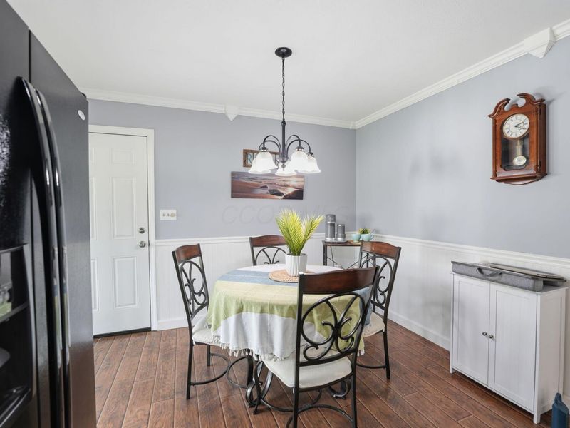 440 Deerwood Avenue E, Columbus, OH 43230 Photo 17