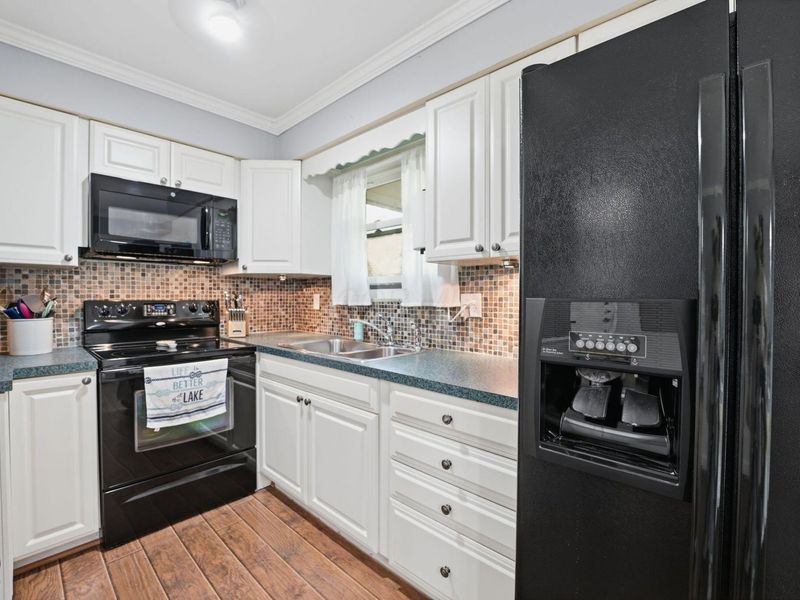 440 Deerwood Avenue E, Columbus, OH 43230 Photo 18