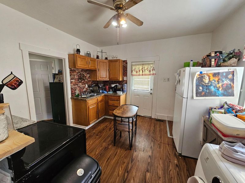 1215 Rawlings Street , Washington Court House, OH 43160 Photo 6