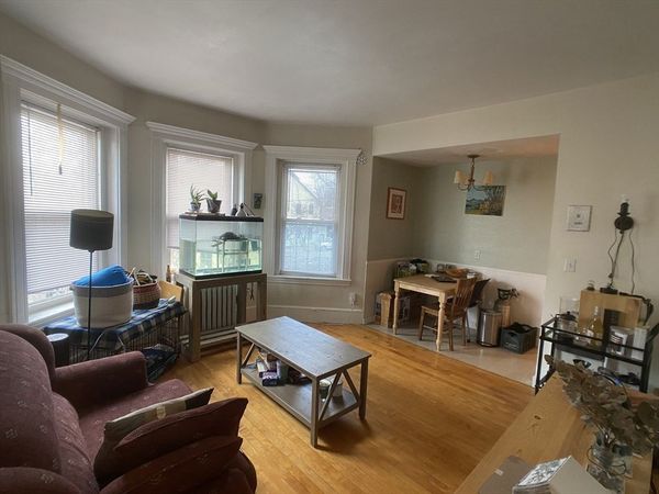 590 Centre St, Unit 8, Boston, MA 02130