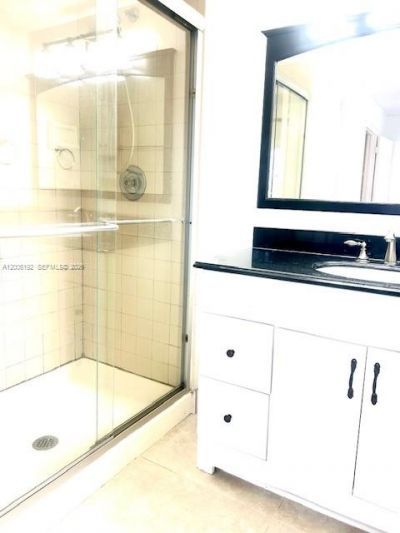 871 NE 207th Ter , Unit 4-101, Miami, FL 33179 Photo