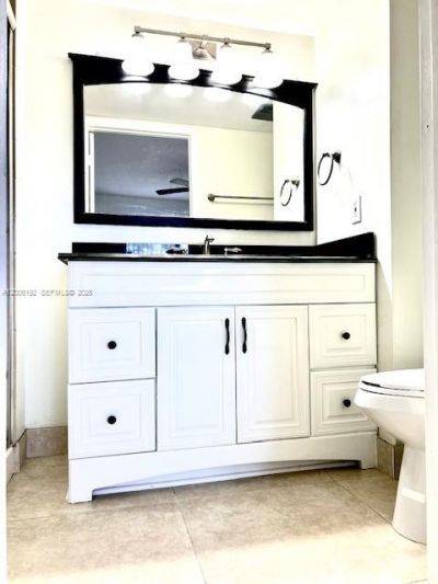 871 NE 207th Ter, Unit 4-101, Miami, FL 33179 Photo