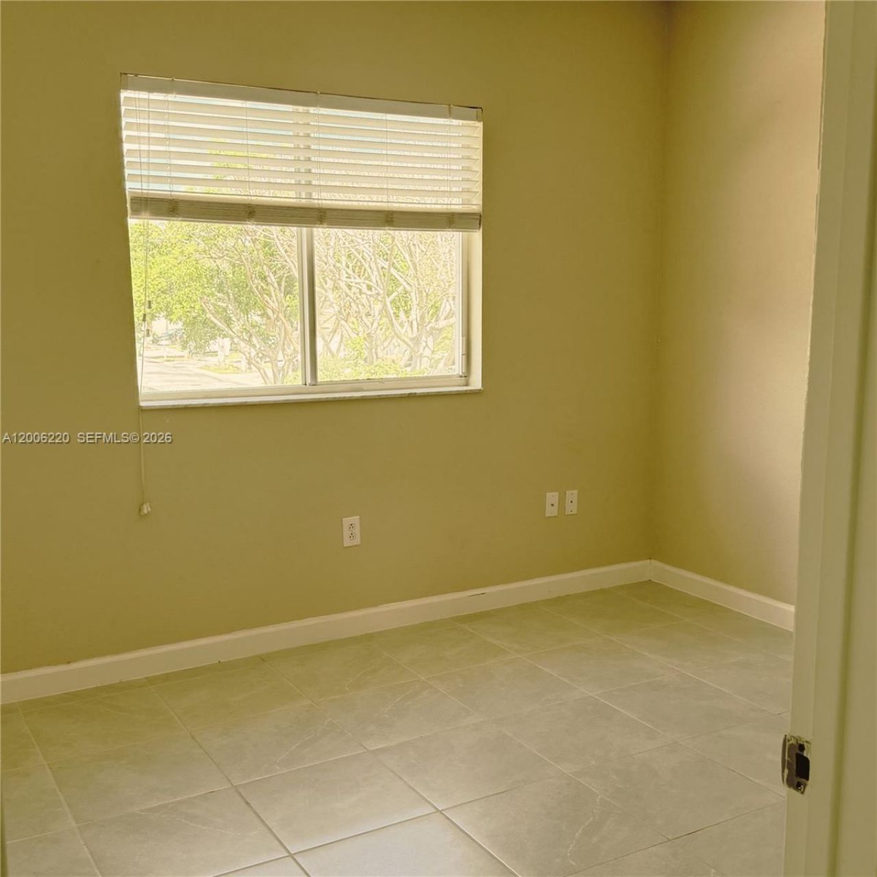 390 NE 35th Ave , Homestead, FL 33033 Photo