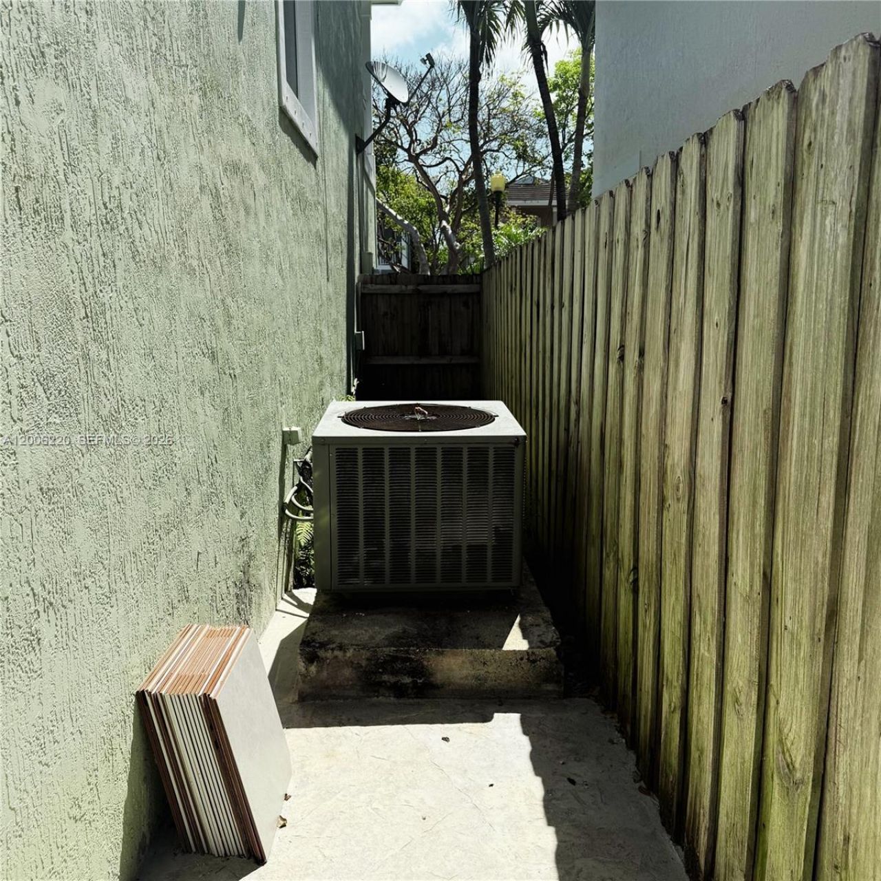390 NE 35th Ave , Homestead, FL 33033 Photo