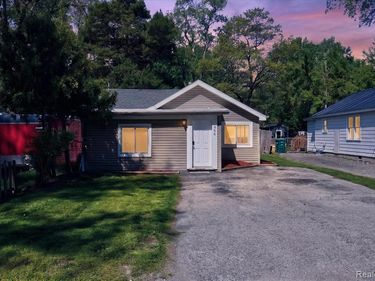 986 Pine Road, Bangor Twp, MI 48706