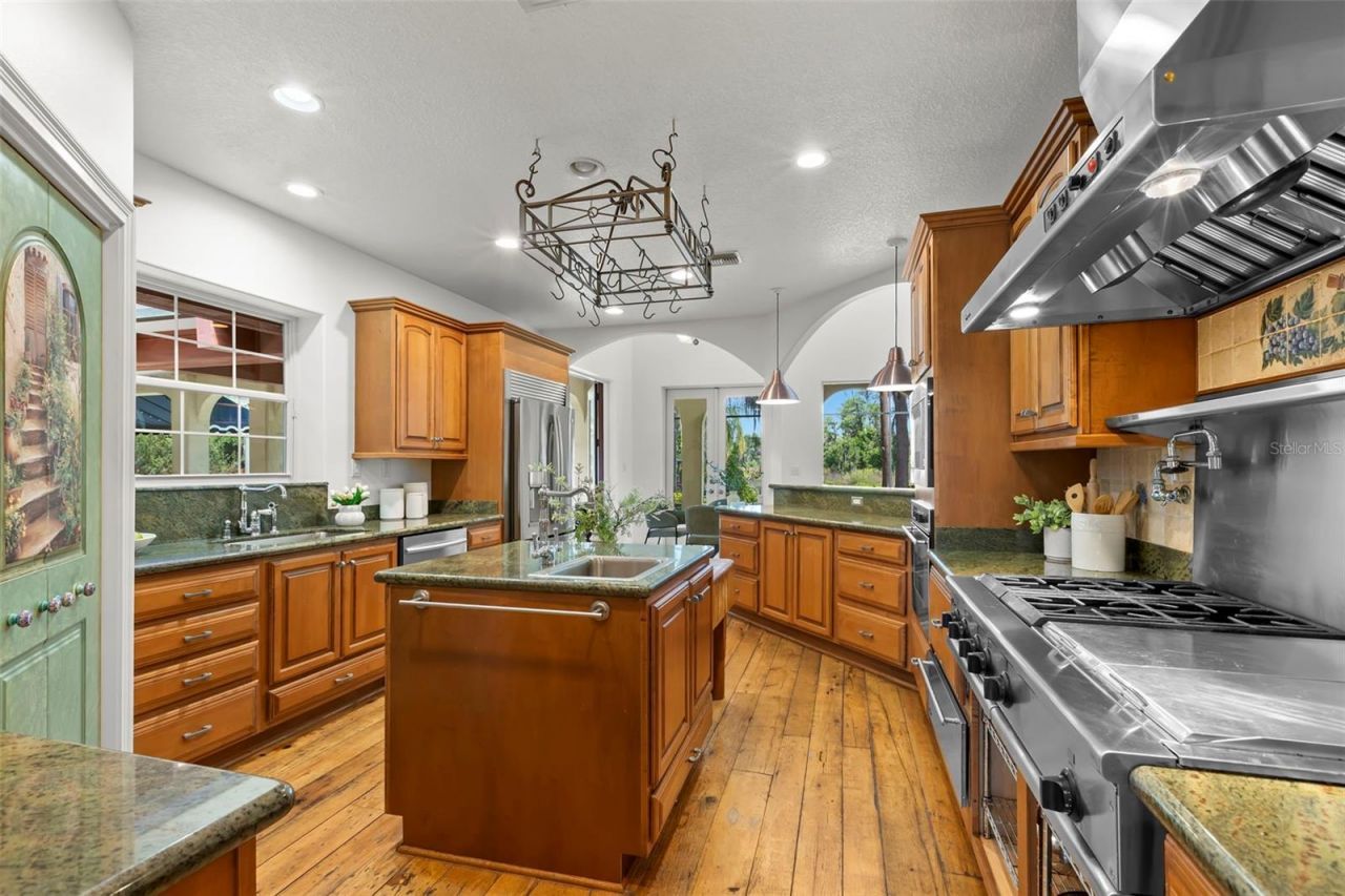 19229 Blount Road, Lutz, FL 33558 Photo