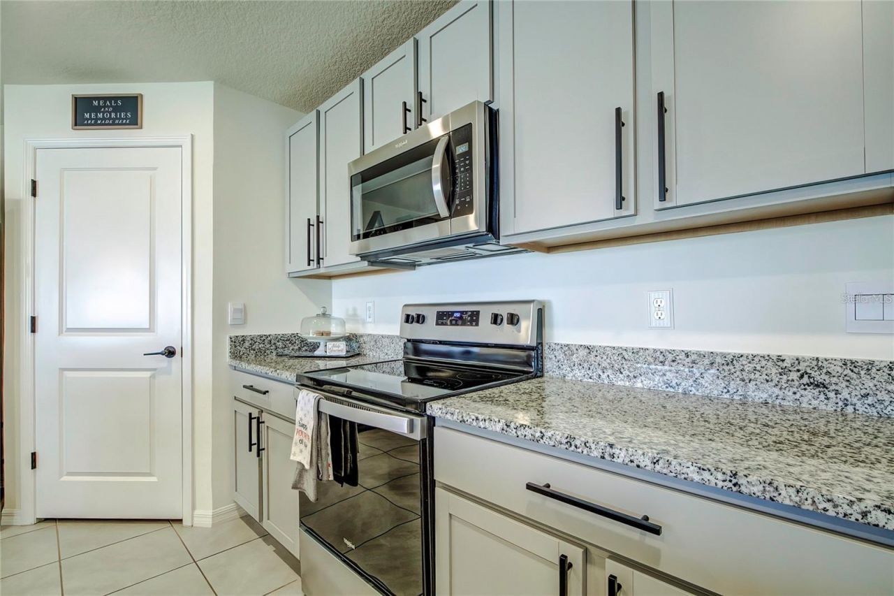 4111 Autumn Amber Drive, Spring Hill, FL 34609 Photo