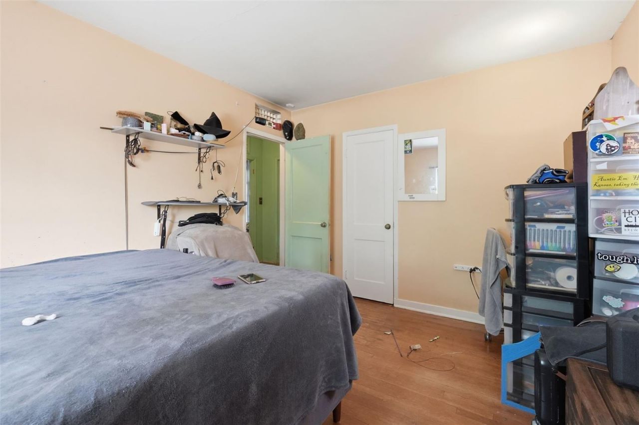 329 Kingston Street S, Saint Petersburg, FL 33711 Photo
