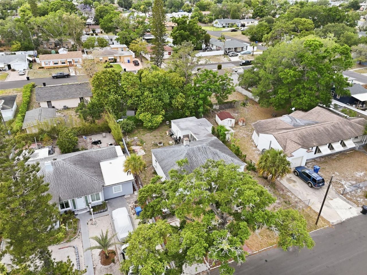329 Kingston Street S, Saint Petersburg, FL 33711 Photo