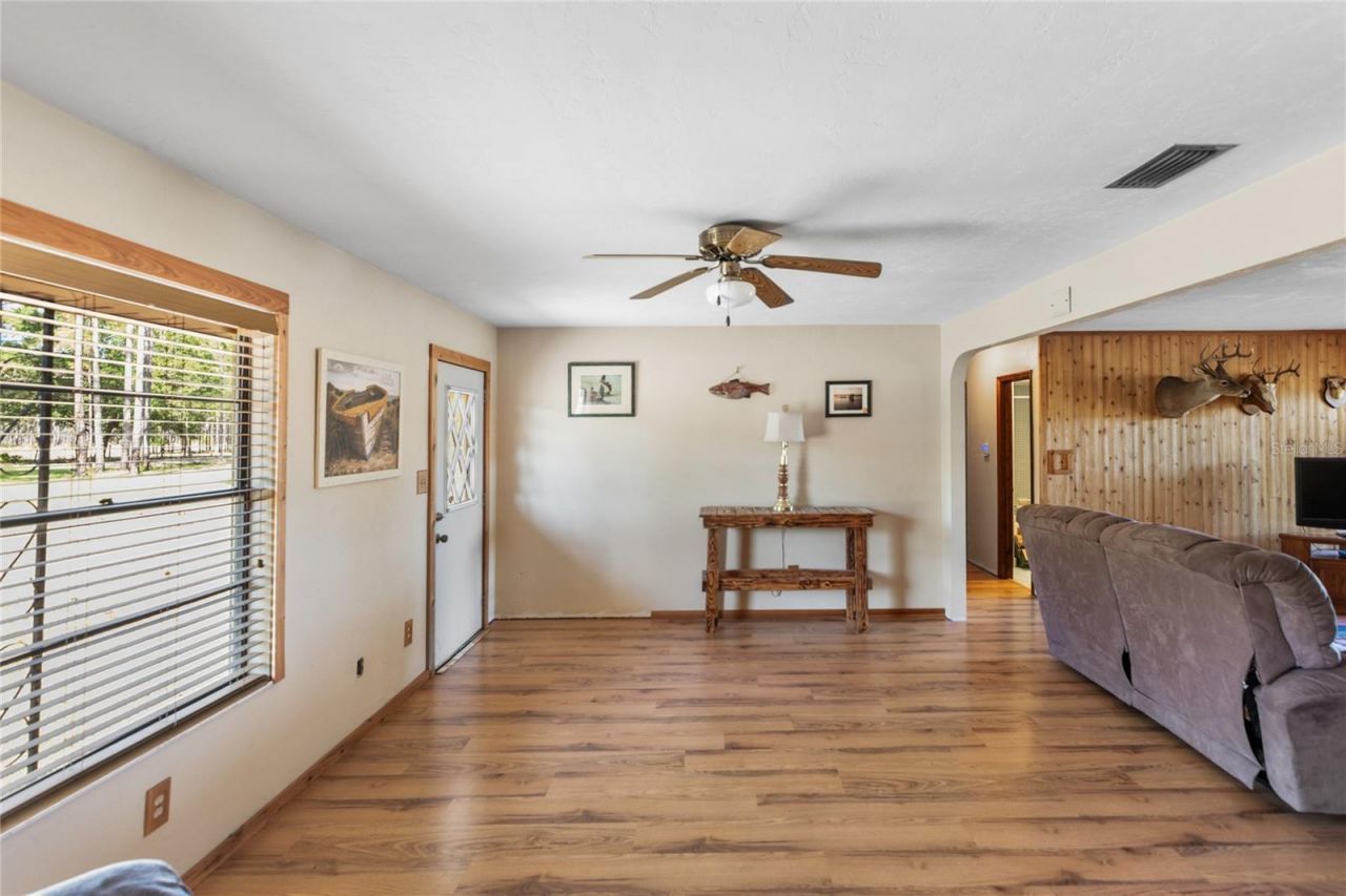 13296 SW County Road 231 , Brooker, FL 32622 Photo