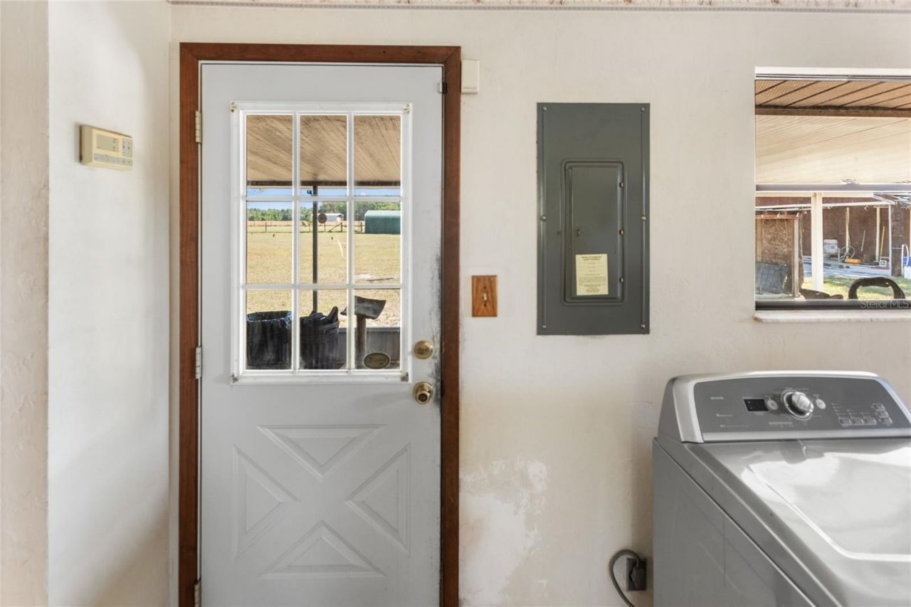 13296 SW County Road 231 , Brooker, FL 32622 Photo