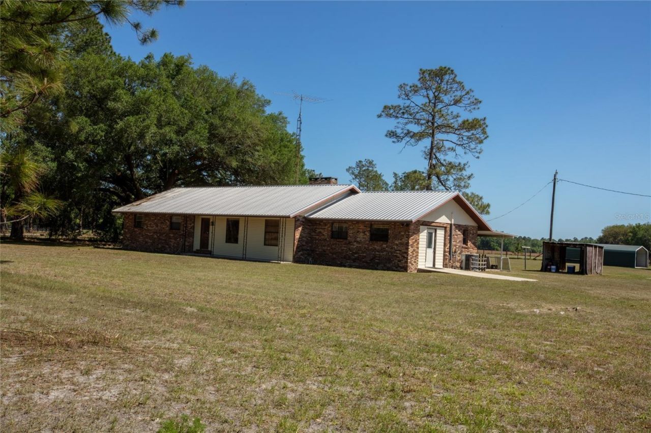 13296 SW County Road 231 , Brooker, FL 32622 Photo