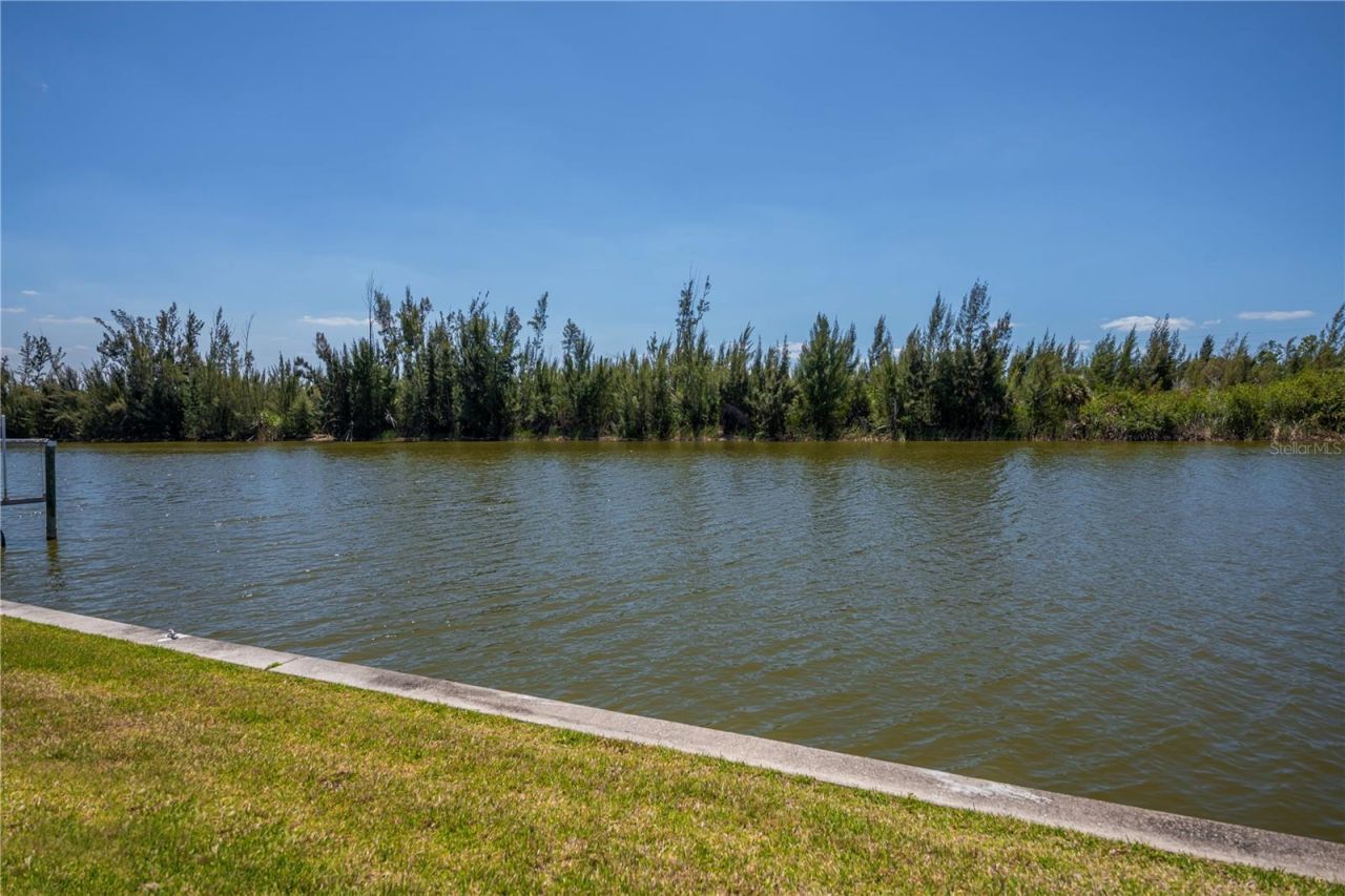 10522 Riverside Road, Port Charlotte, FL 33981 Photo