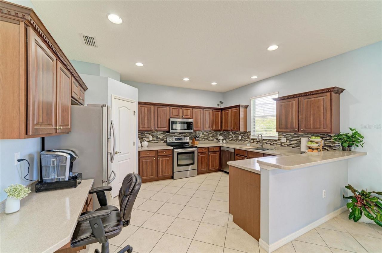 9035 Willowbrook Circle , Bradenton, FL 34212 Photo