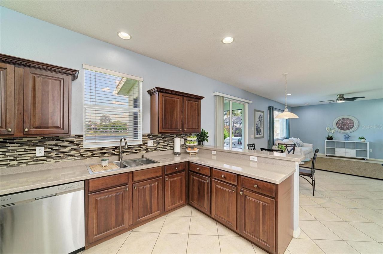 9035 Willowbrook Circle , Bradenton, FL 34212 Photo