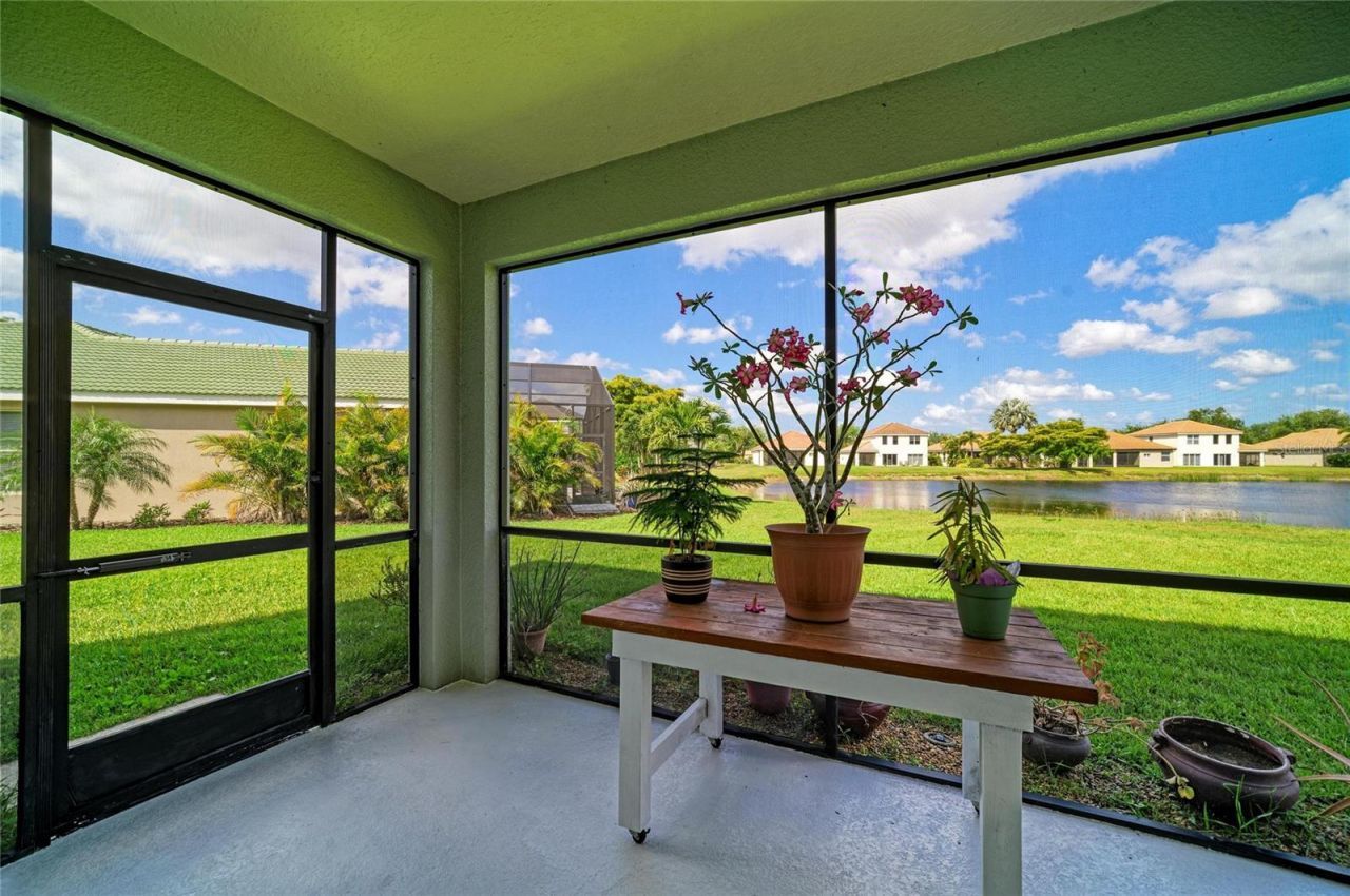 9035 Willowbrook Circle , Bradenton, FL 34212 Photo