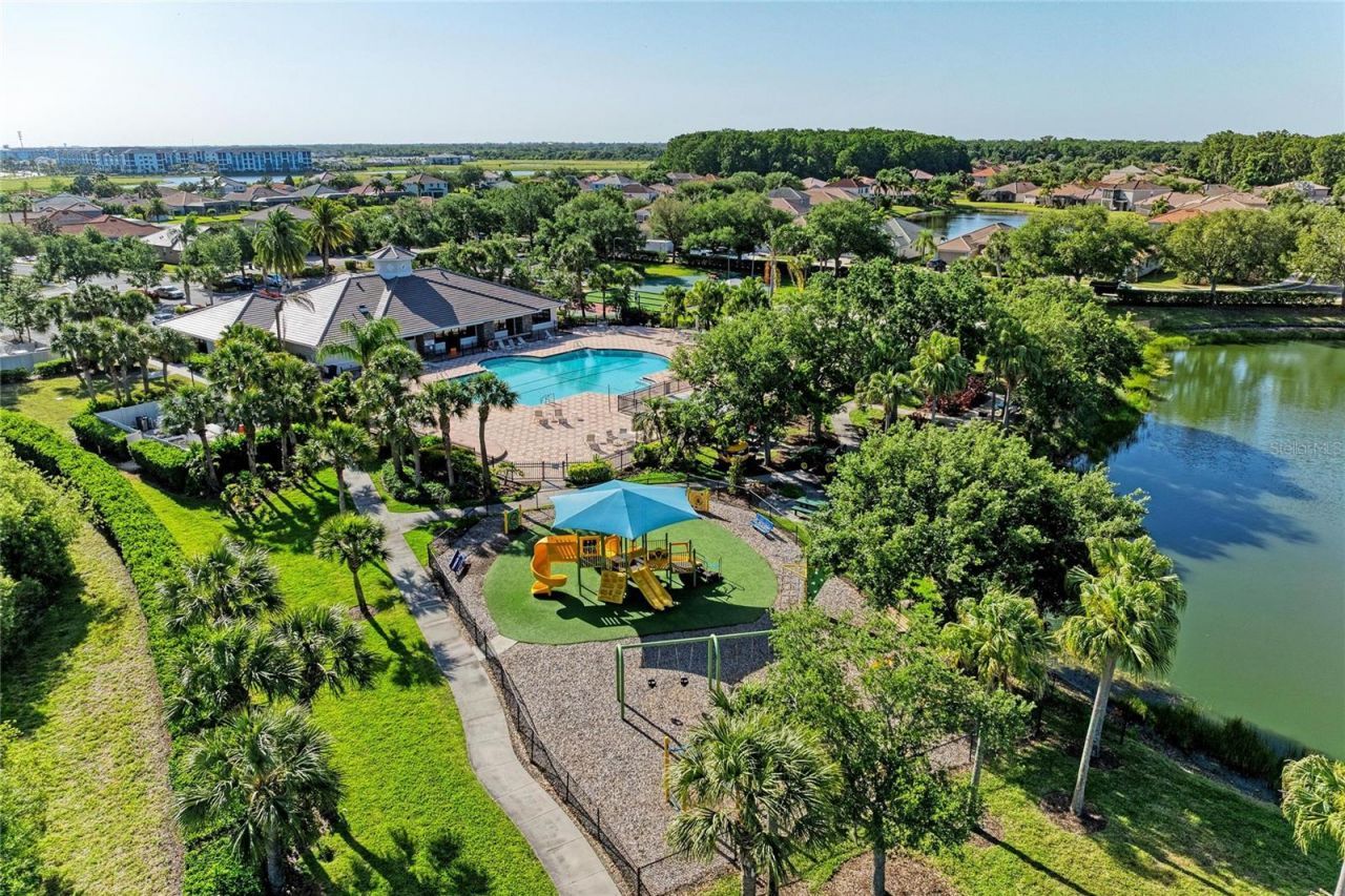 9035 Willowbrook Circle , Bradenton, FL 34212 Photo