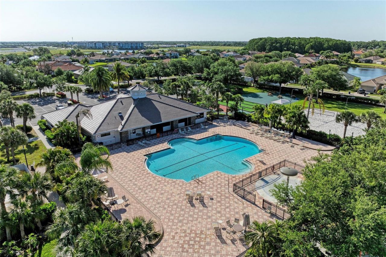9035 Willowbrook Circle , Bradenton, FL 34212 Photo