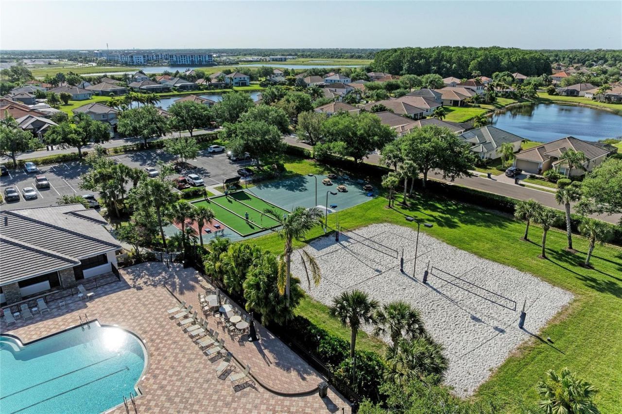 9035 Willowbrook Circle , Bradenton, FL 34212 Photo