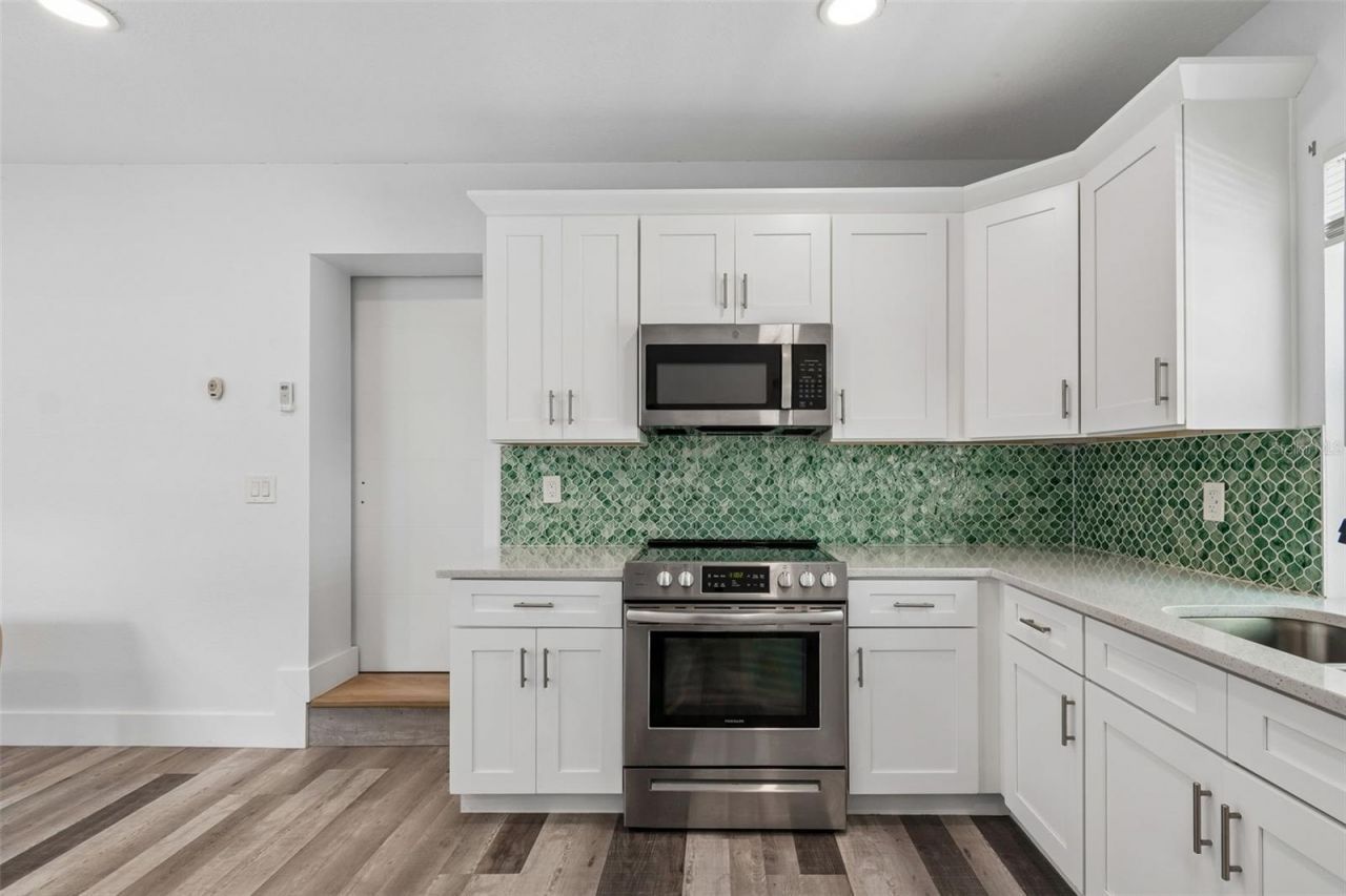 2216 12th Avenue W, Bradenton, FL 34205 Photo