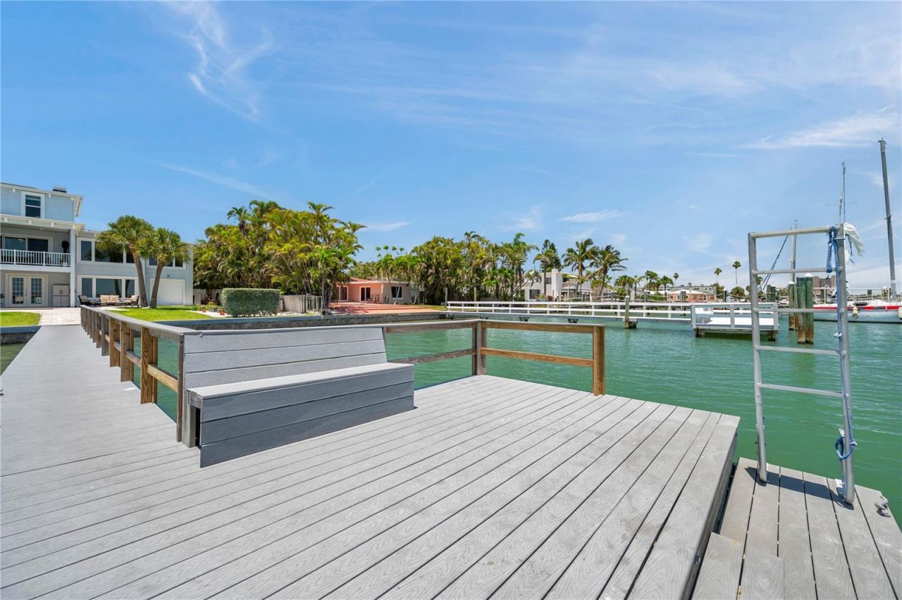 7115 Bay Street, Saint Pete Beach, FL 33706 Photo
