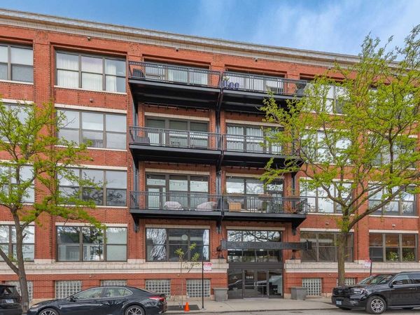 1040 W Adams Street, Unit 117, Chicago, IL 60607