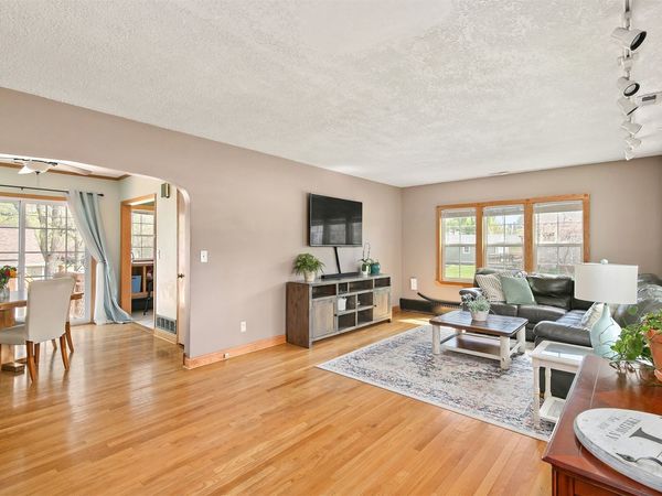 2501 36th Street, Des Moines, IA 50310