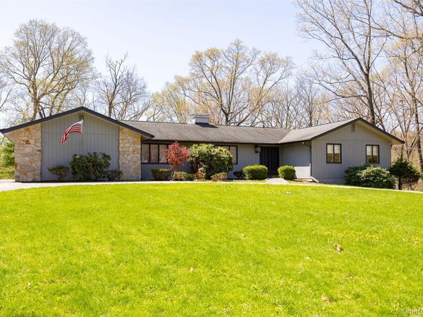 6 King Road , Hopewell Junction, NY 12533