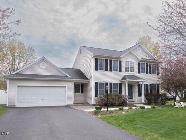 46 Harvest Ridge Road, Selkirk, NY 12158